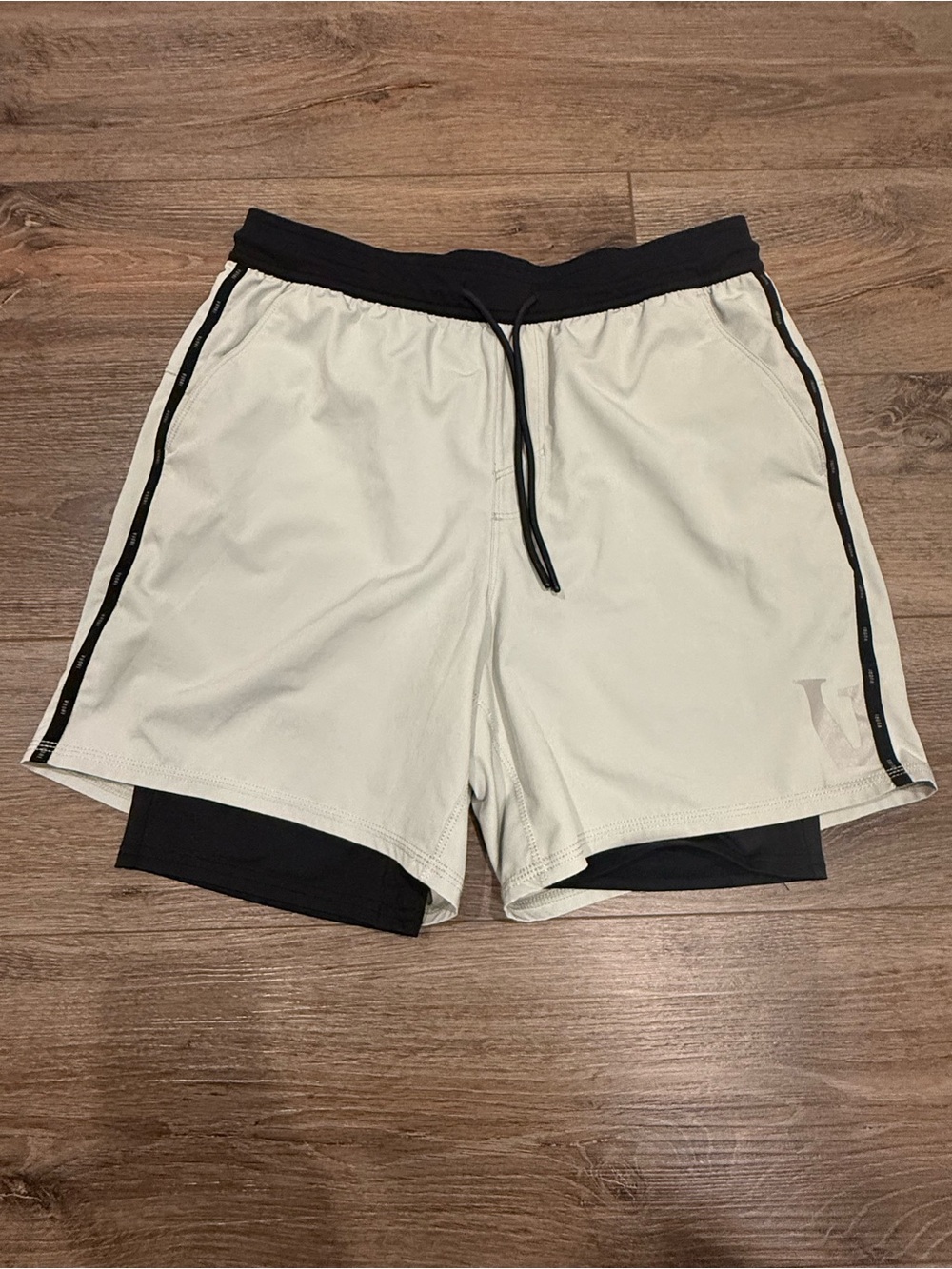 Vuori 2-in-1 Men's Lightweight Athletic Shorts - Gray with Black Lining